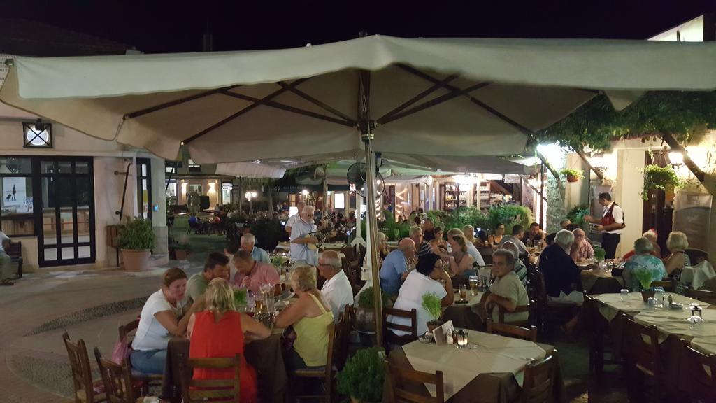 Chariandry Court Pissouri Exterior foto