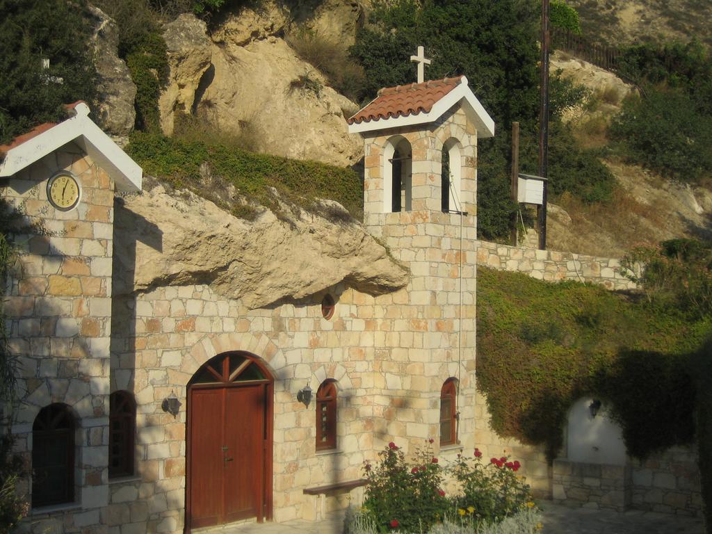 Chariandry Court Pissouri Exterior foto